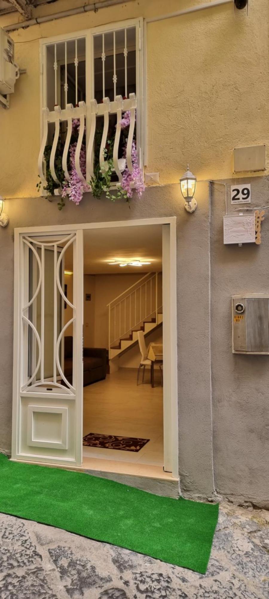 Dv House Via Toledo Quartierispagnoli Наполи Екстериор снимка