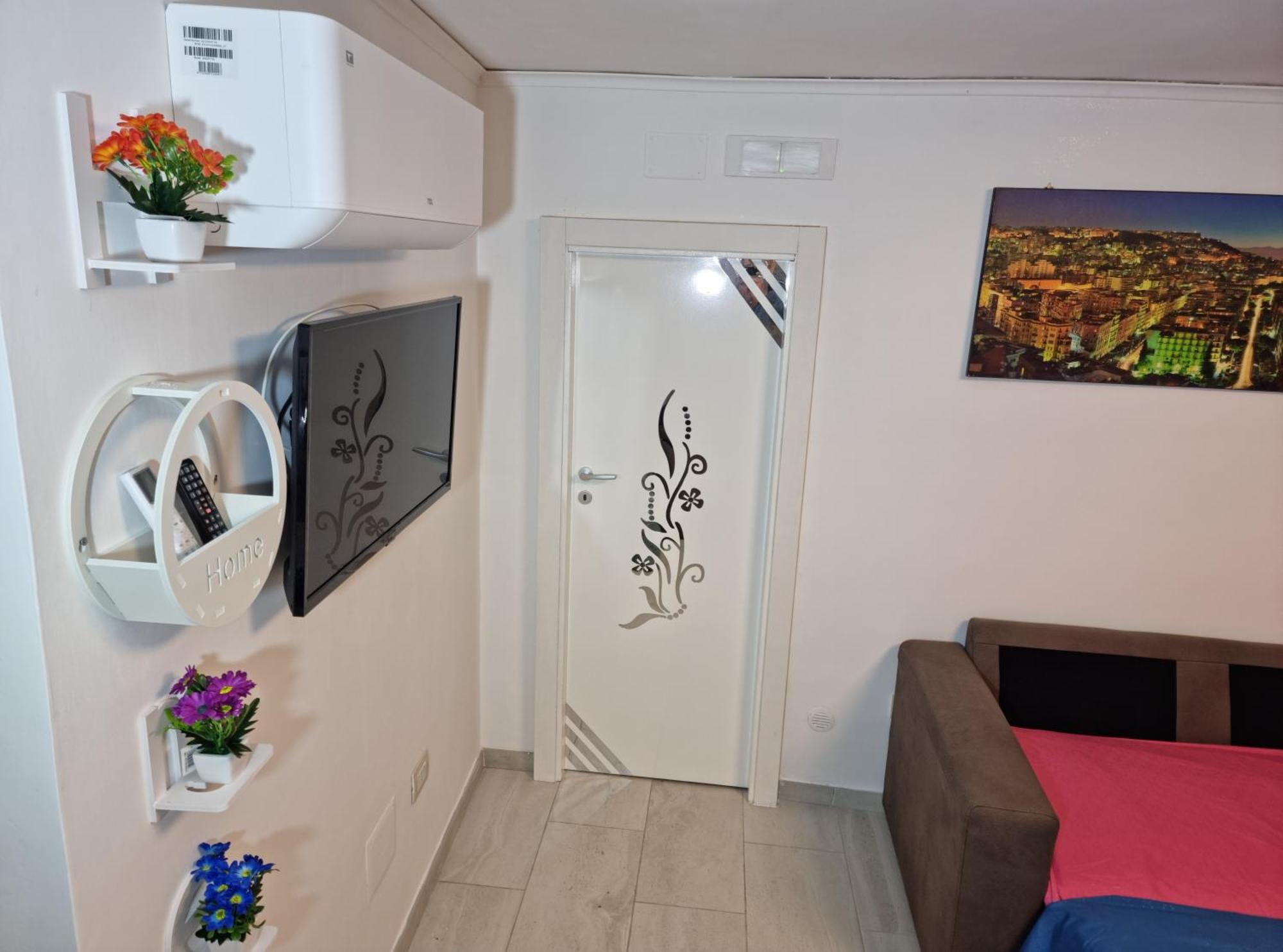 Dv House Via Toledo Quartierispagnoli Наполи Екстериор снимка