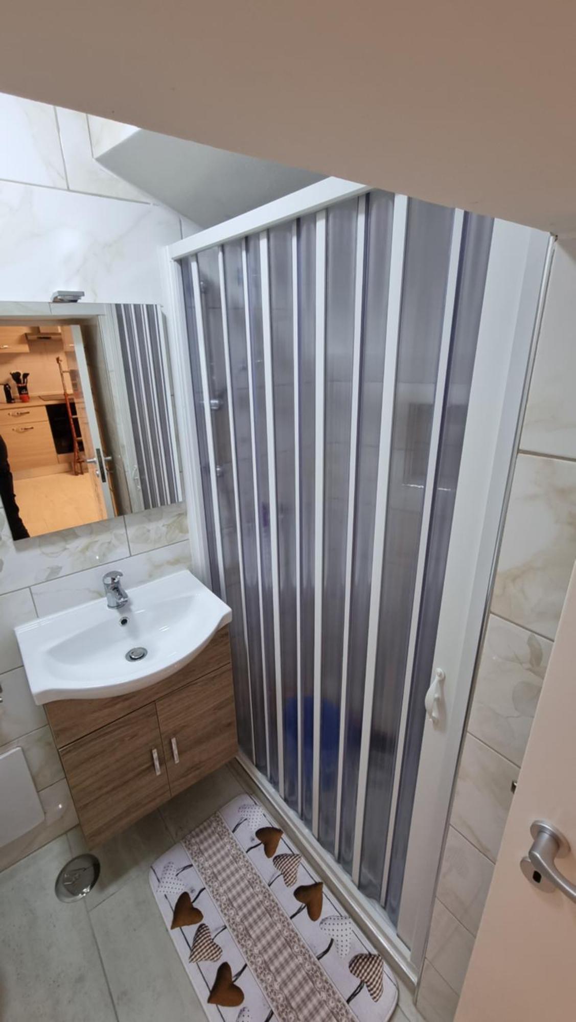 Dv House Via Toledo Quartierispagnoli Наполи Екстериор снимка